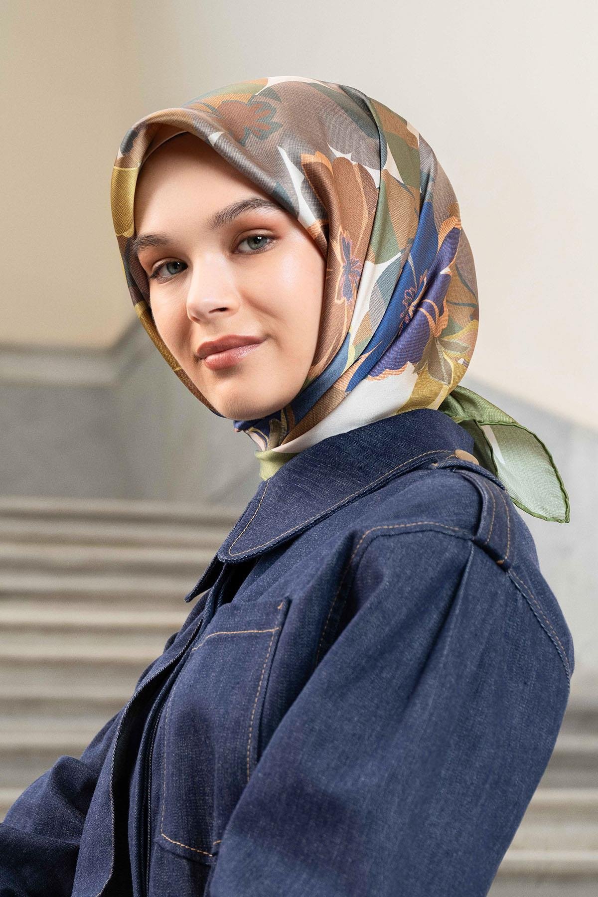 36 Armine Sura İpek Eşarp 9238d