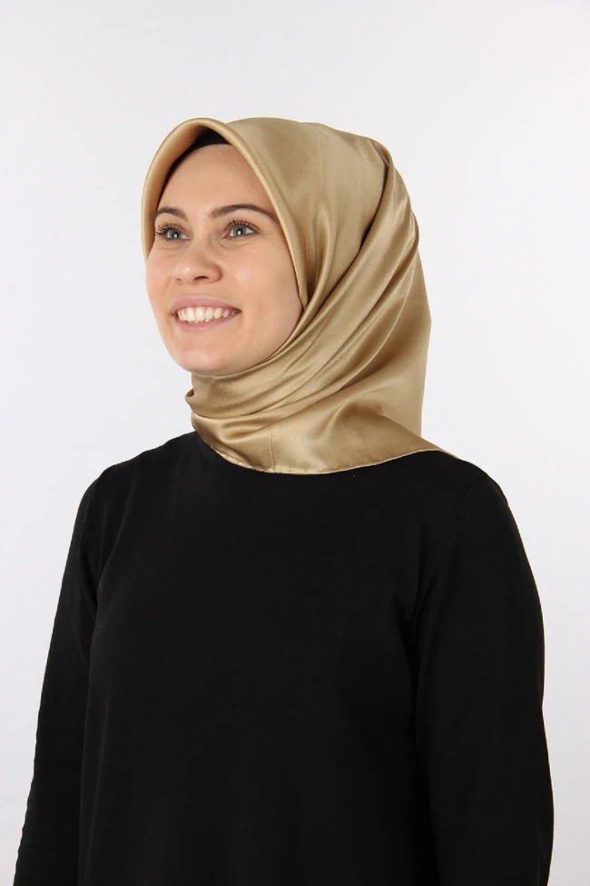 Aker Taşlanmış Düz İpek Eşarp 7747758