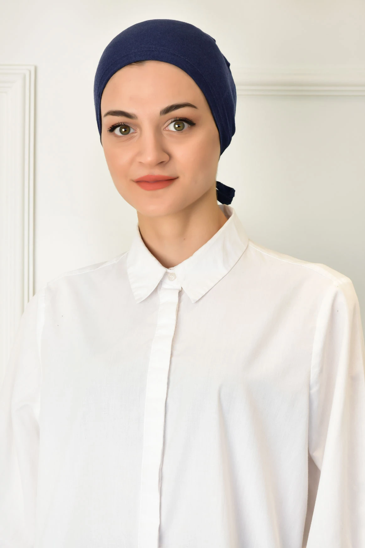Lacivert Bağlamalı Lüks Bone