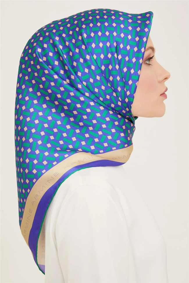80 Armine Sura İpek Eşarp 9151D