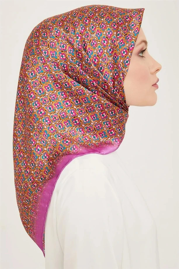 03 Armine Sura ipek Eşarp 9134D