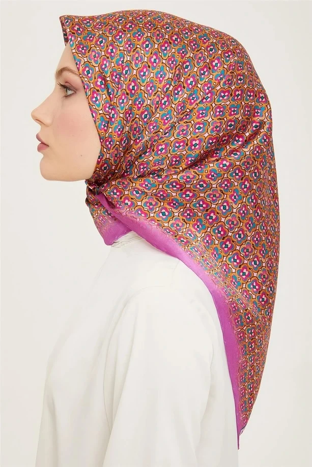 03 Armine Sura ipek Eşarp 9134D