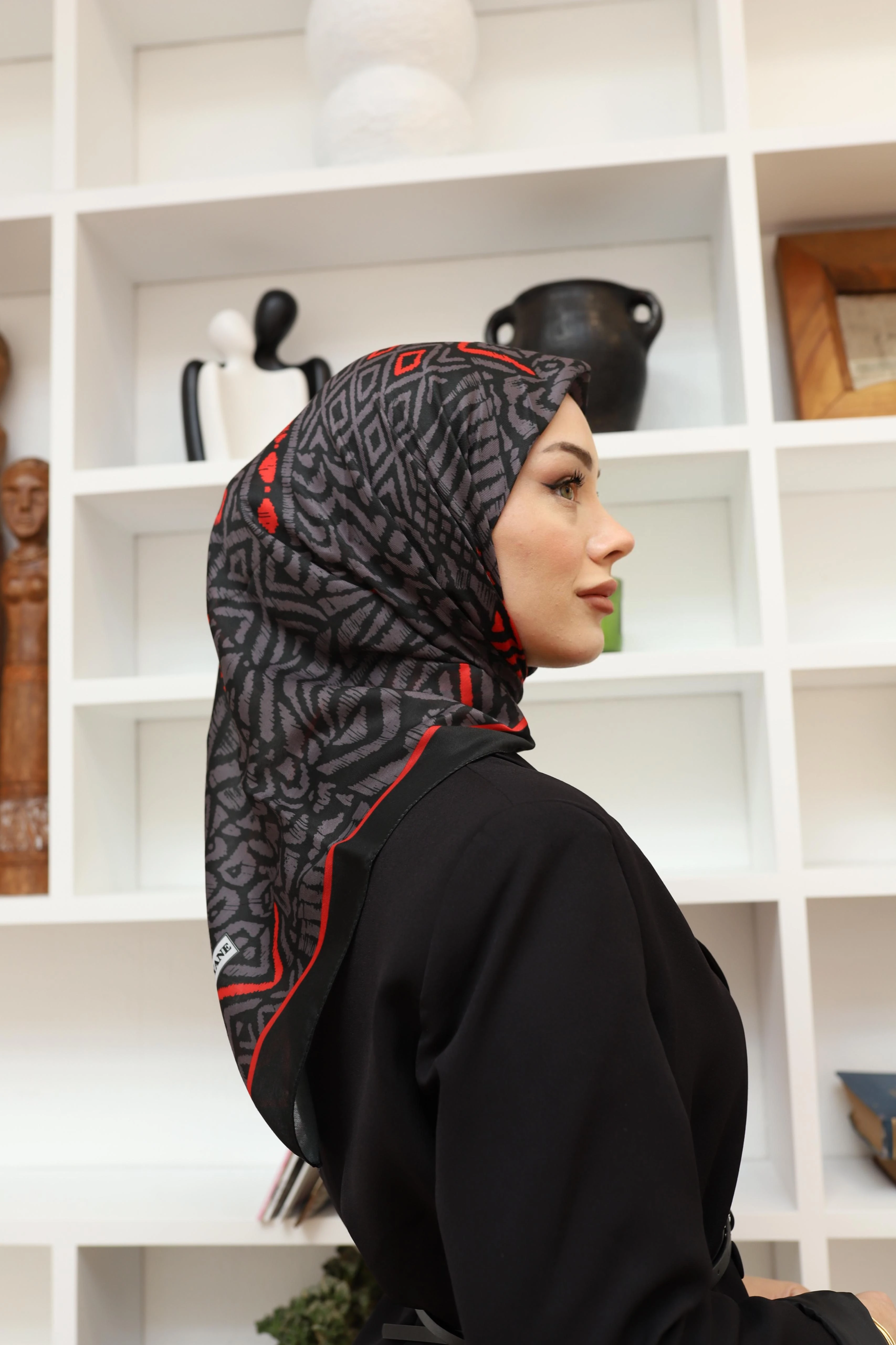 Siyah-Kırmızı Siyane Scarf İki Renkli Geometrik Eşarp