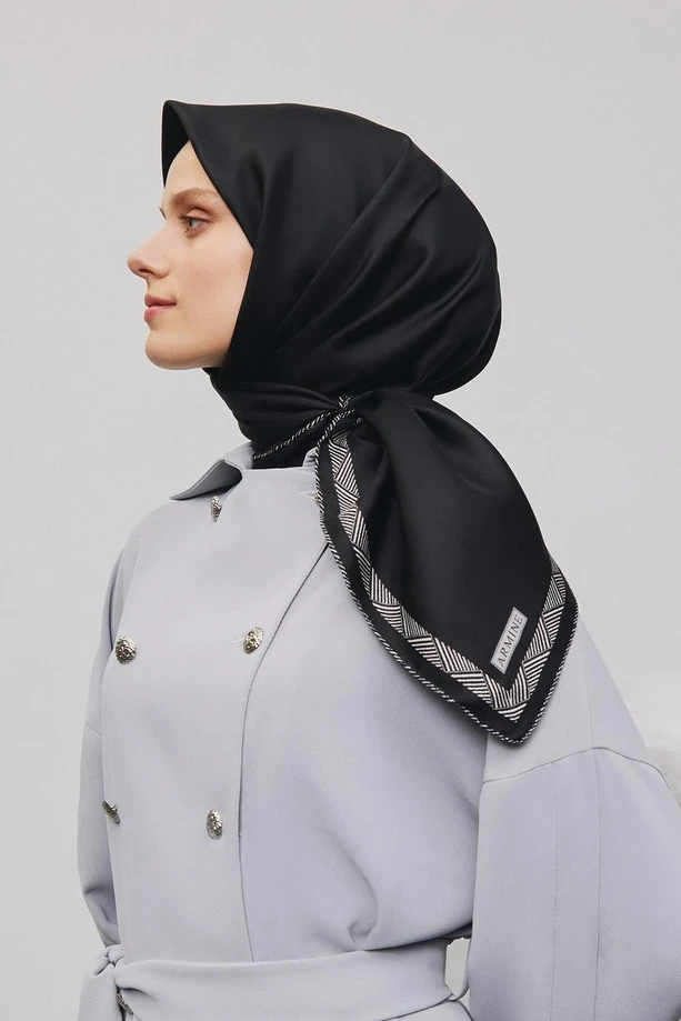 80 Armine Sura İpek Eşarp 9356D