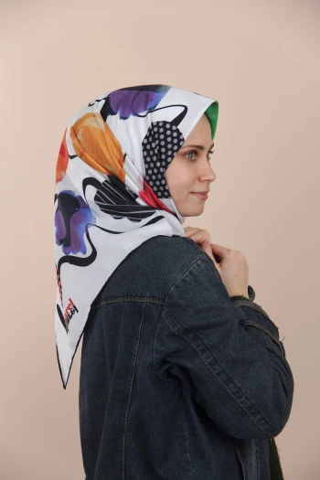 Cacharel Polyester Twill Eşarp 7788314