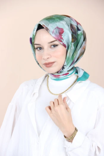 Benetton Eşarp Home Sisli Menekşe Desen Eşarp