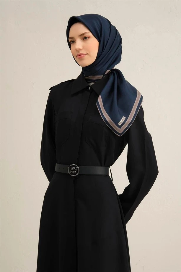 09 Armine Sura İpek Eşarp 9356D