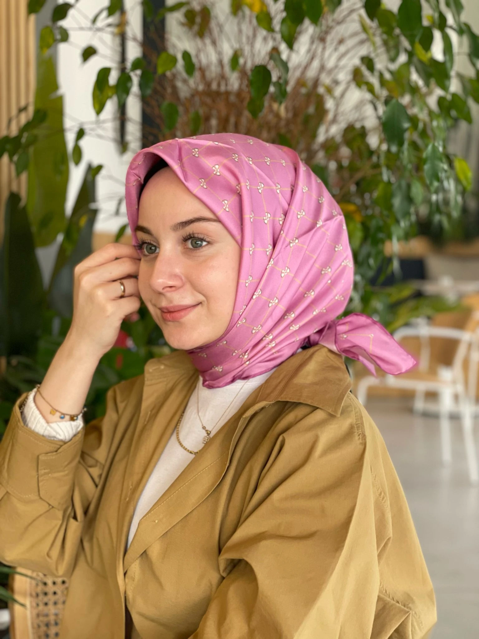 51 Belli Twill İpek Eşarp 4006D