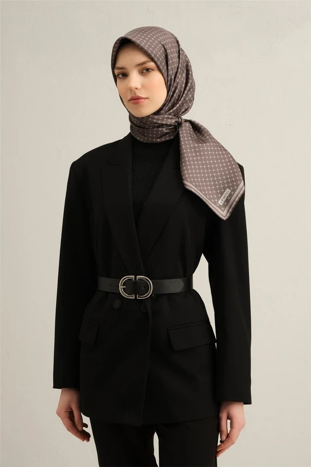 80 Armine Sura İpek Eşarp 9345D