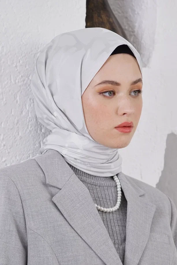 Gümüş Gri Loryan Scarf Jakar Stone Şal