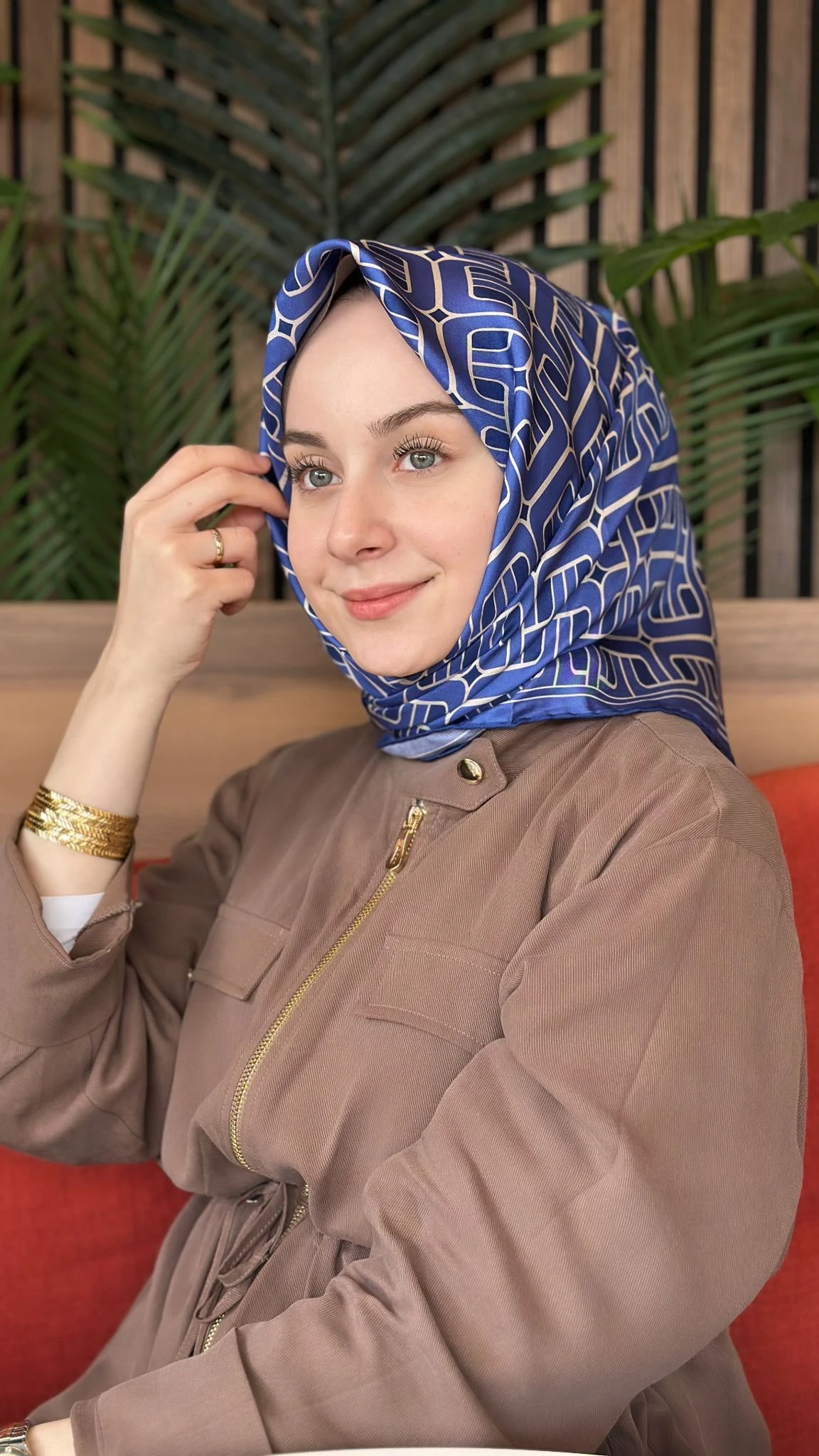 02 Belli Twill İpek Eşarp 4118D