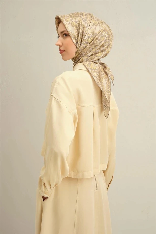 07 Armine Sura İpek Eşarp 9304D