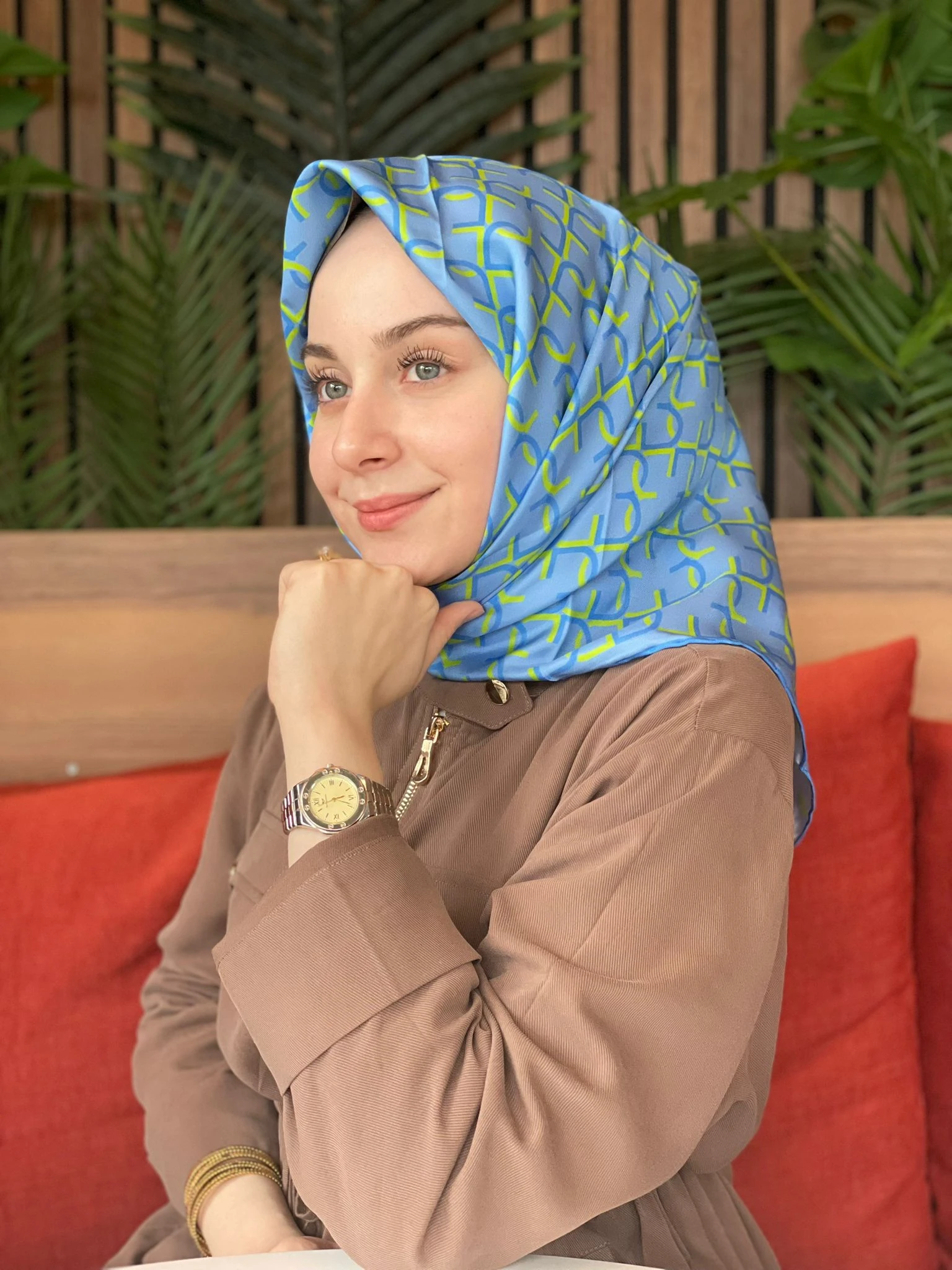 57 Belli Twill İpek Eşarp 4102D