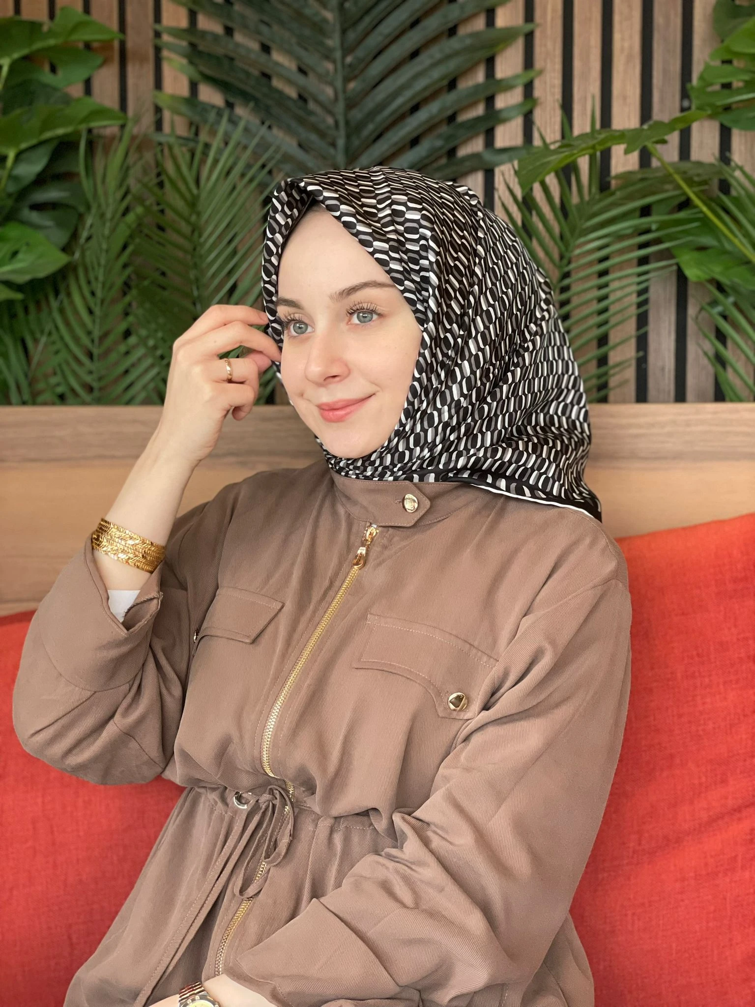 86 Belli Twill İpek Eşarp 4124D