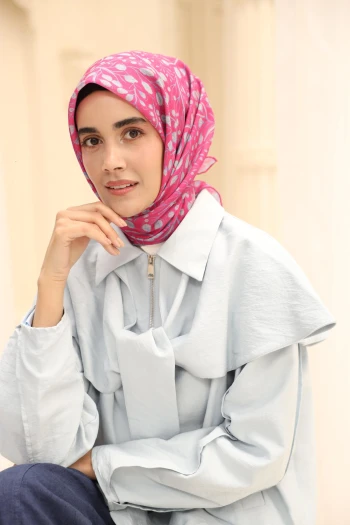 05 Silk Home Soft Eşarp 73084