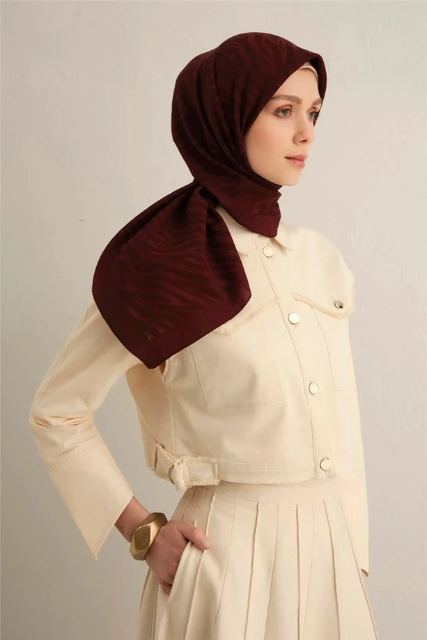 32 Armine Pamora Eşarp 1