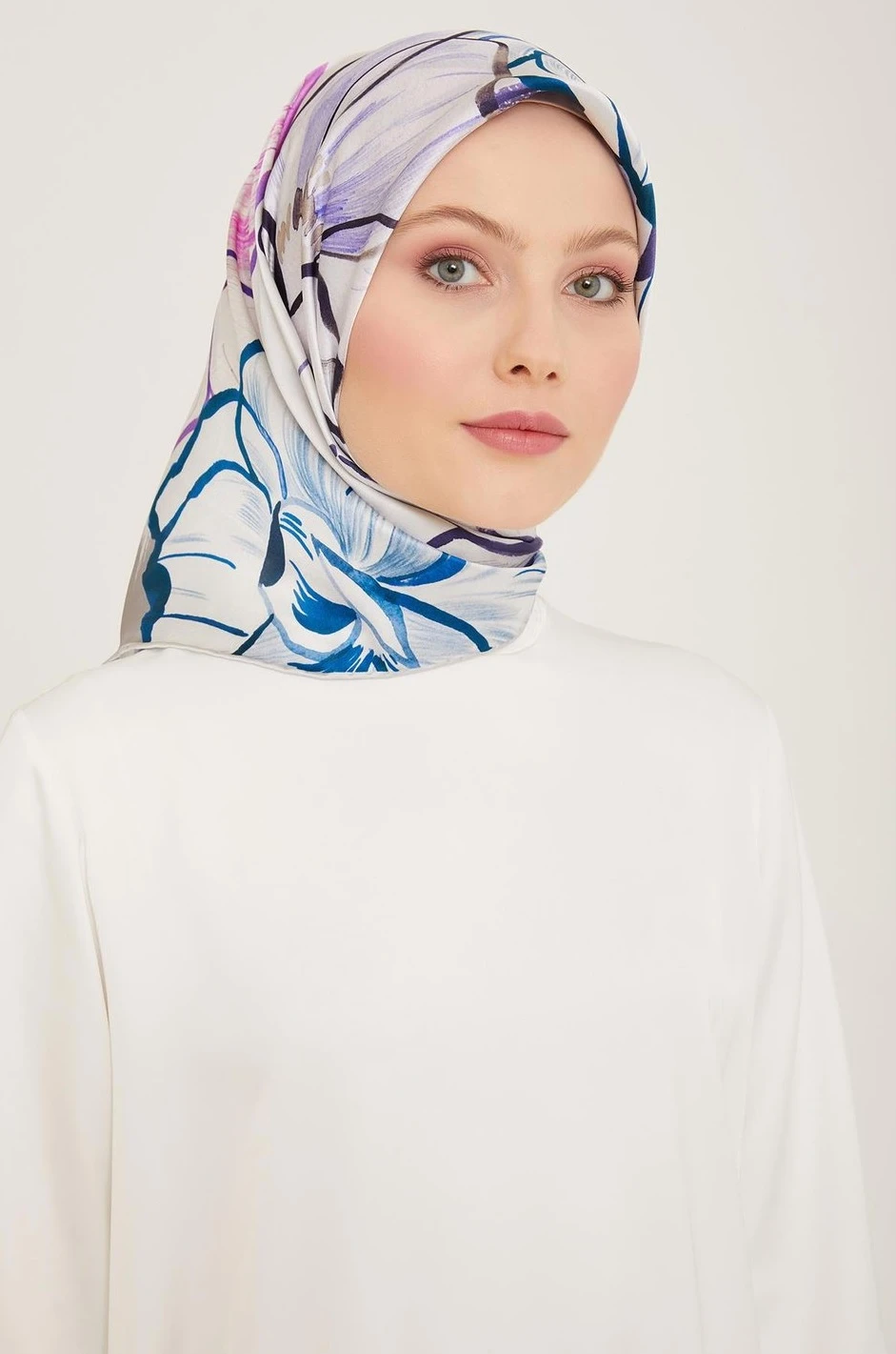 35 Armine Twill İpek Eşarp 9110D