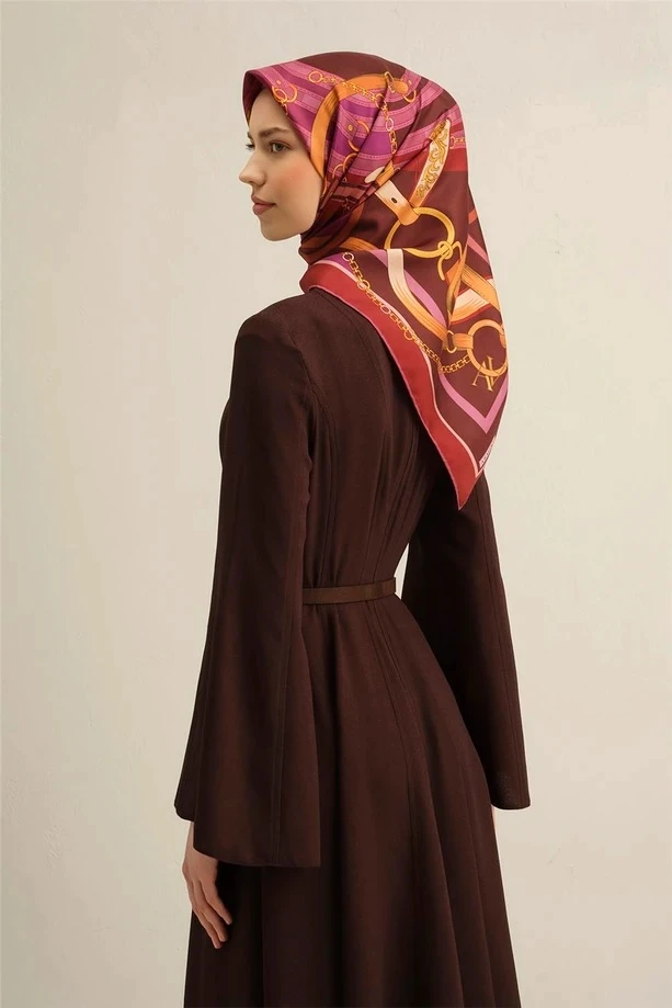 54 Armine Sura İpek Eşarp 9315D