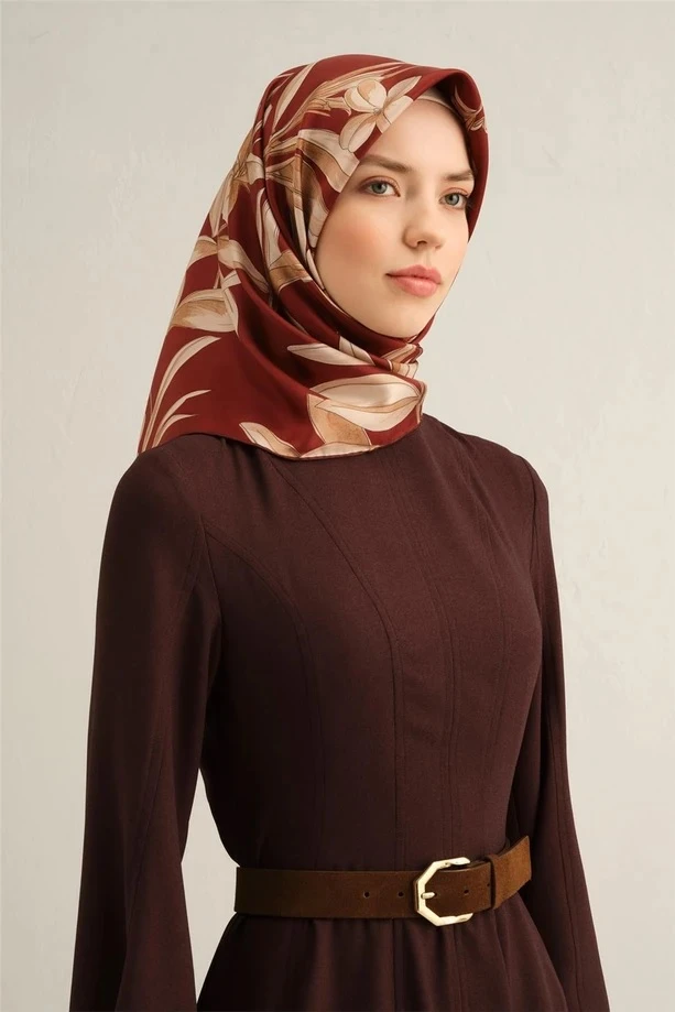 57 Armine Sura İpek Eşarp 9324D