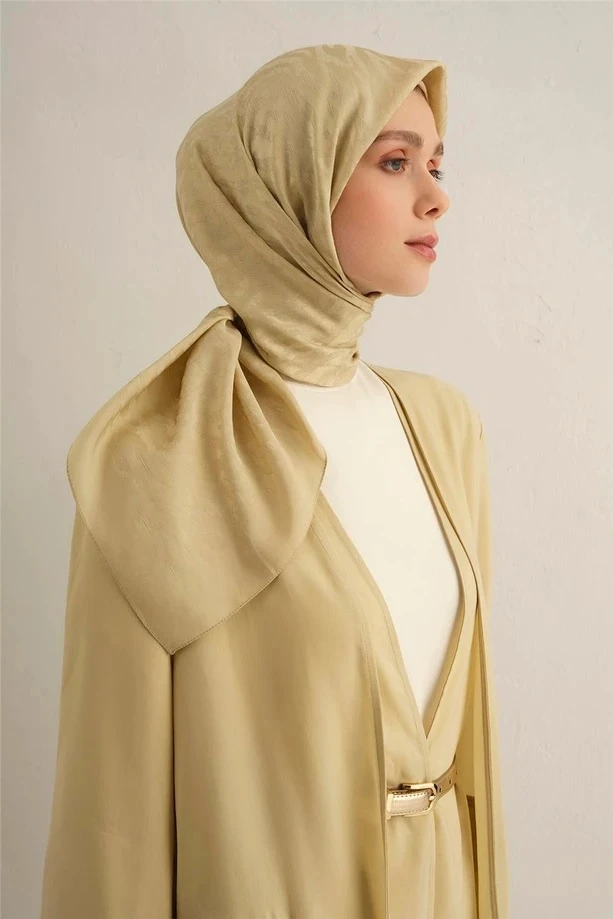 62 Armine Pamora Eşarp 1
