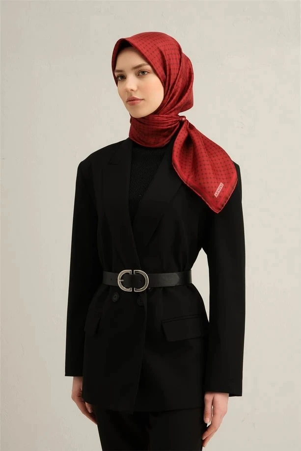 81 Armine Sura İpek Eşarp 9345D