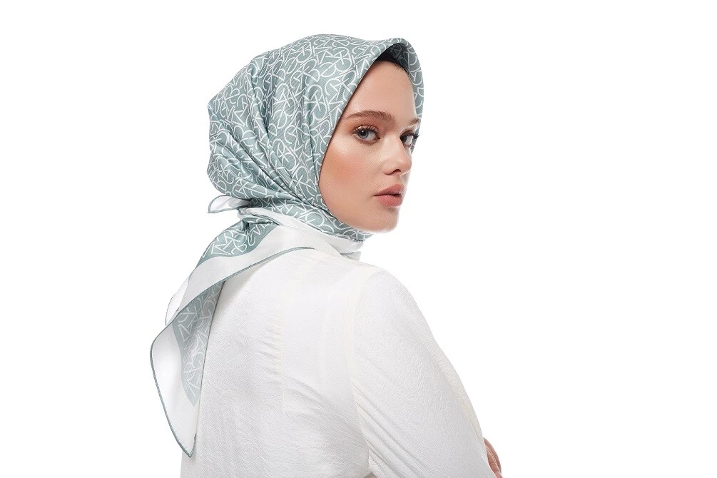 SU YEŞİLİ İpekevi İpek Eşarp 1119
