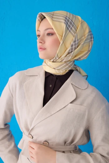 32 Belli Twill İpek Eşarp 4122D