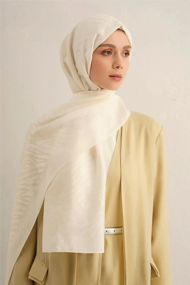 58 Armine Pamora Şal 1