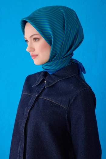 81 Belli Twill İpek Eşarp 4115D