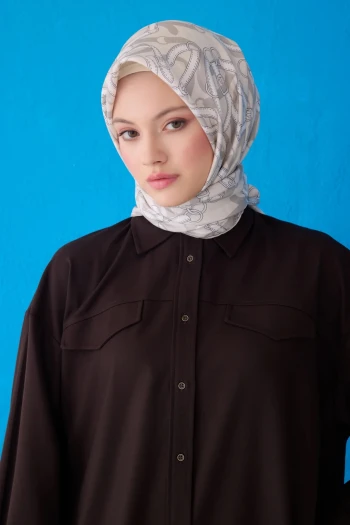 83 Belli Twill İpek Eşarp 4125D