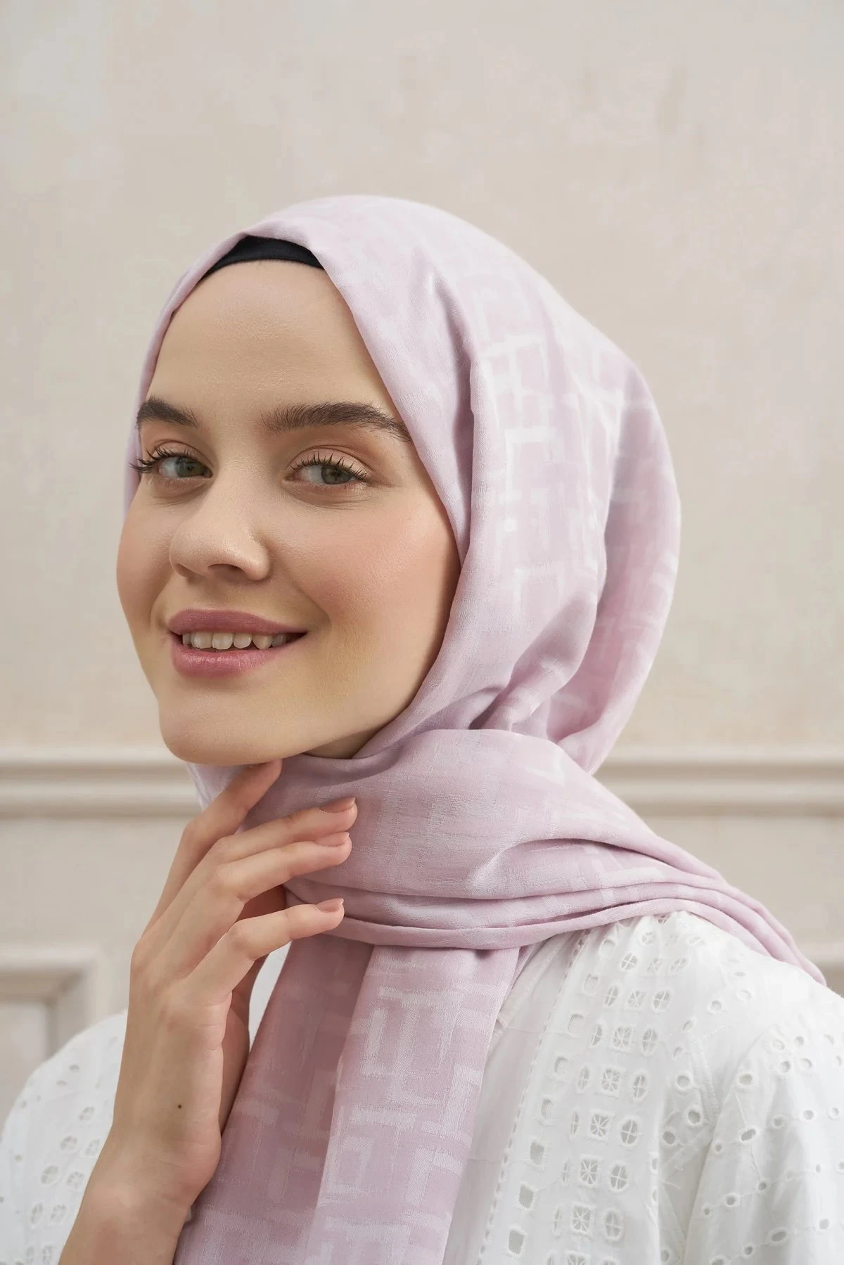 Pudra Armanda Alize Serisi Kare Desen Pamuklu Şal