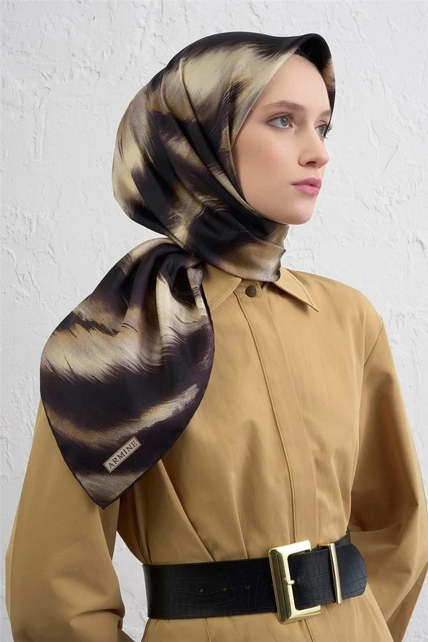 02 Armine Sura İpek Eşarp 9432D