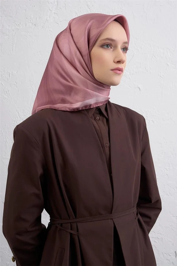 05 Armine Sura İpek Eşarp 9402D