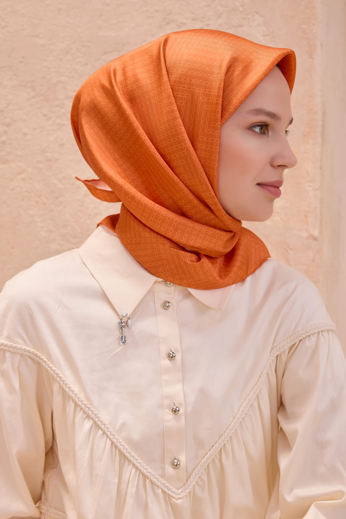 51 Belli Twill İpek Eşarp 4104D