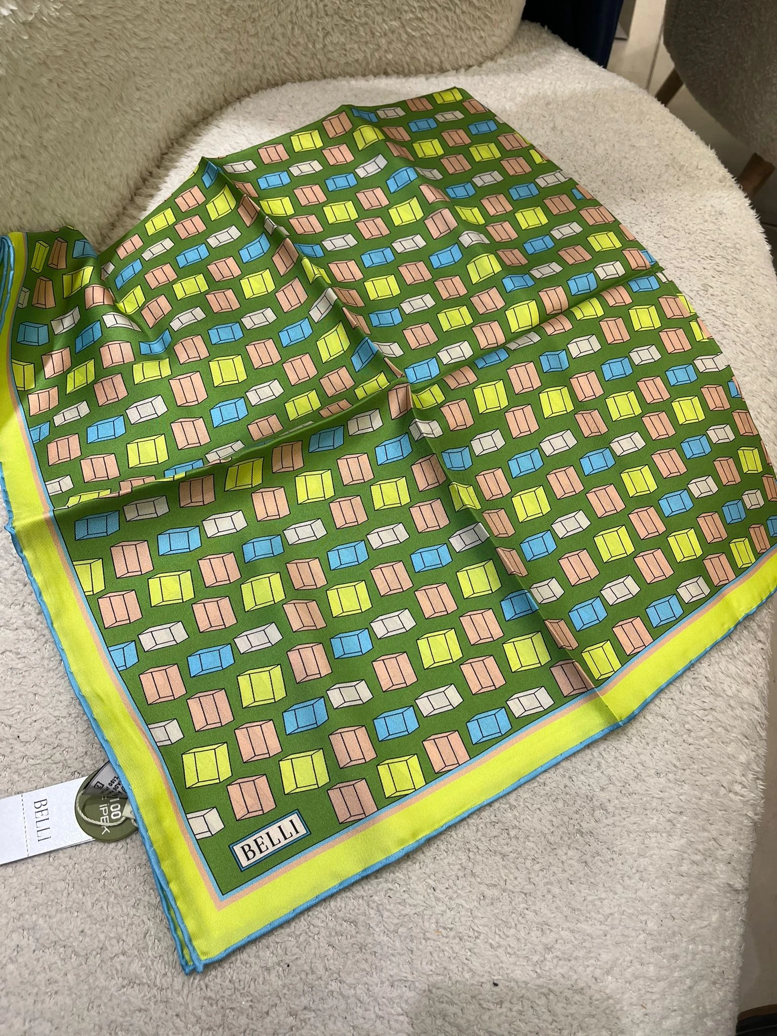 52 Belli Twill İpek Eşarp 4026D