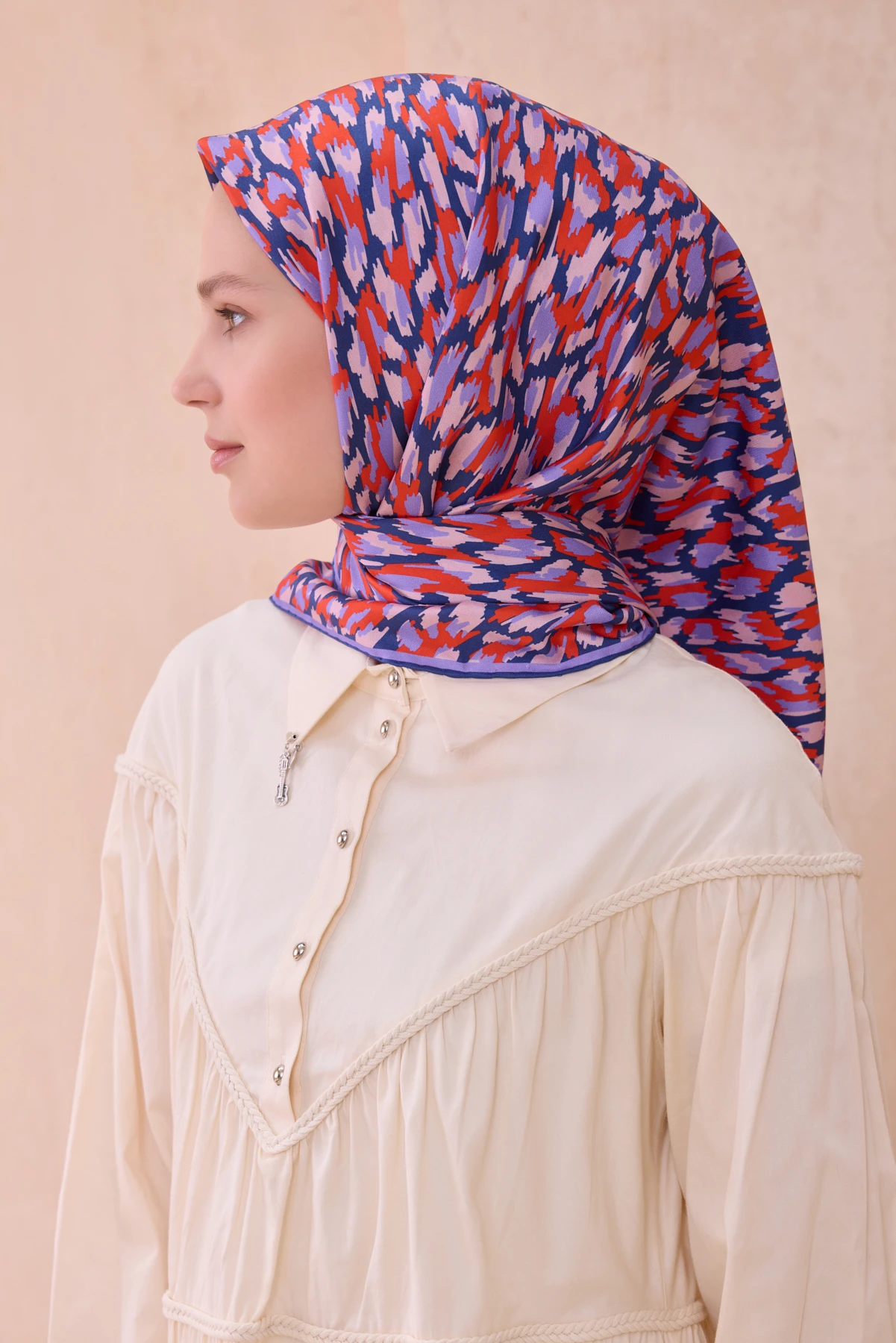 56 Belli Twill İpek Eşarp 4103D