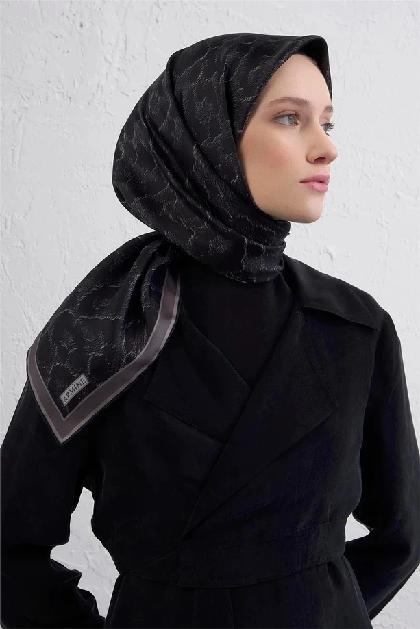 80 Armine Sura İpek Eşarp 9408D