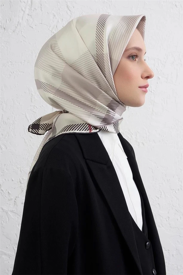 82 Armine Twill İpek Eşarp 9418D