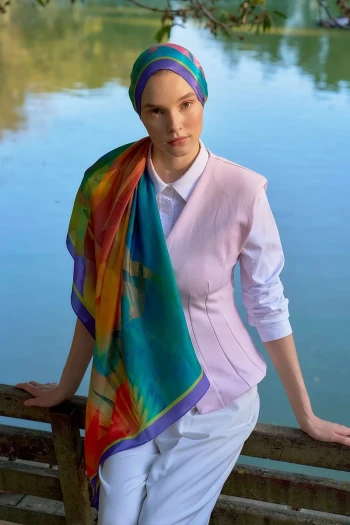 Renkli Ed Scarf Inspired Volen Desen Şal