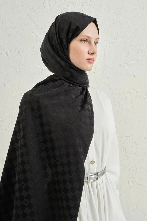 01 Armine J. İpek Dama Şal
