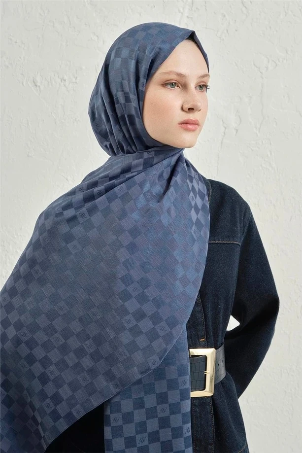 02 Armine J. İpek Dama Şal
