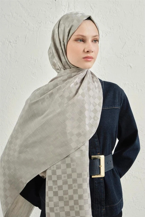 22 Armine J. İpek Dama Şal