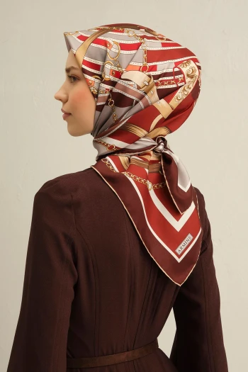 31 Armine Sura İpek Eşarp 9315D