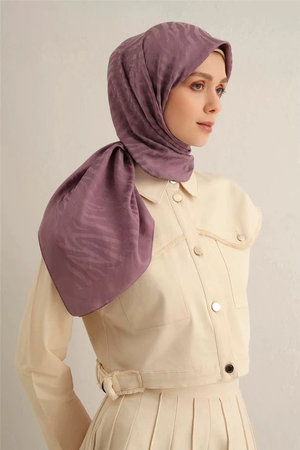 42 Armine Pamora Eşarp 1