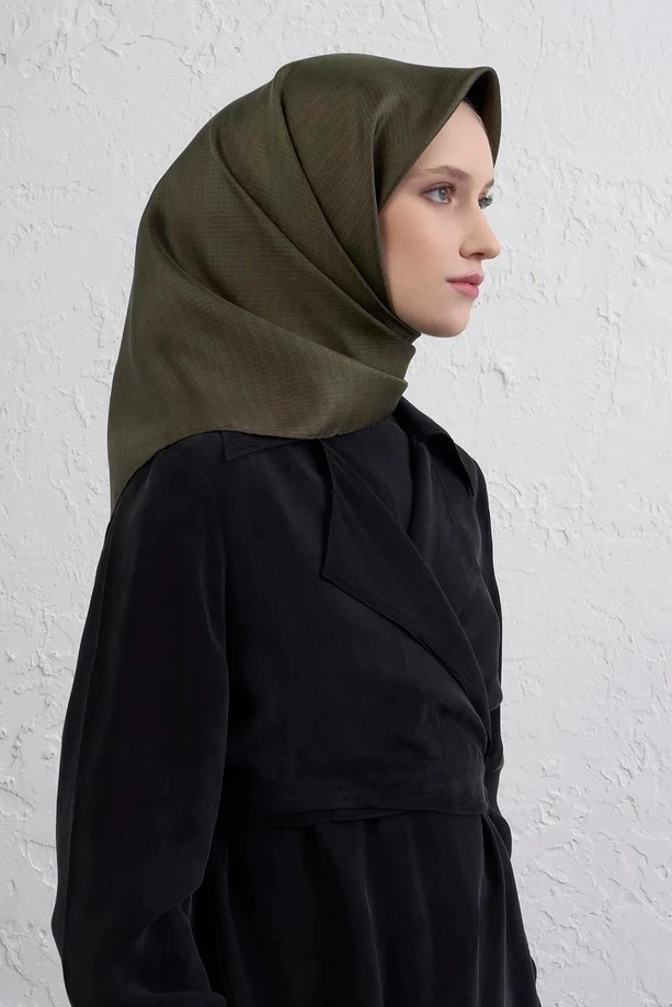 03 Armine Twill İpek Eşarp 9415D