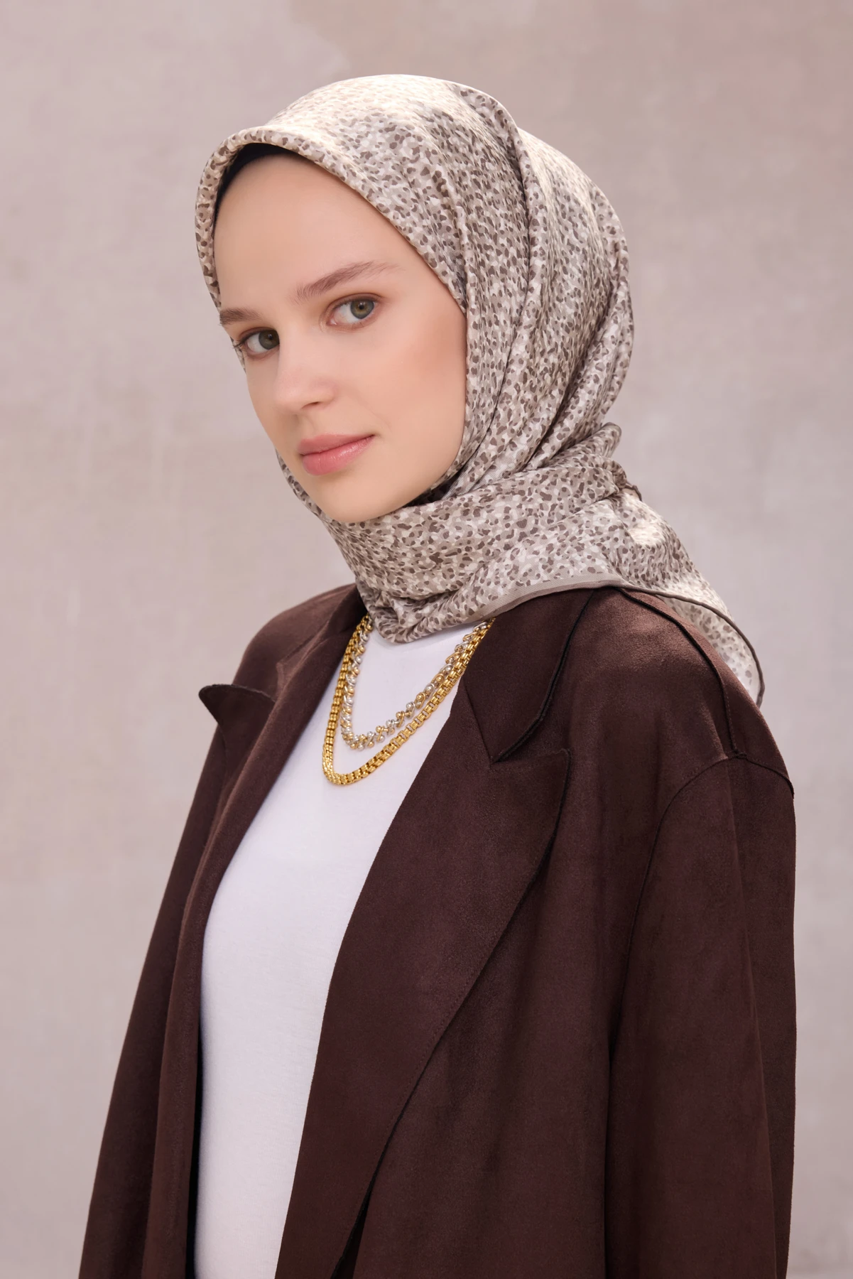 04 Belli Twill İpek Eşarp 4208D