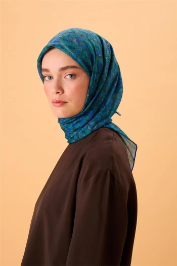 04 Silk Home Piramit Desen Soft Eşarp