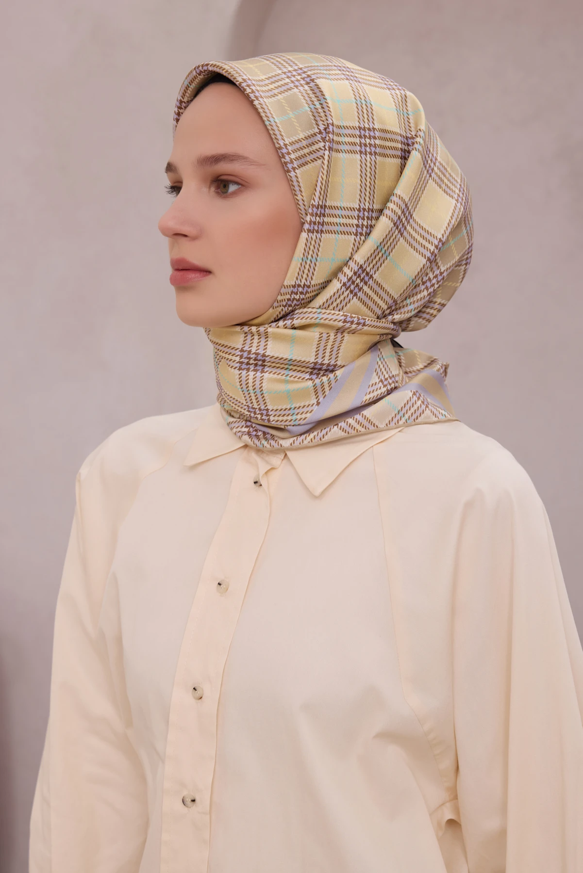 06 Belli Twill İpek Eşarp 4218D