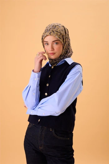 06 Silk Home Piramit Desen Soft Eşarp