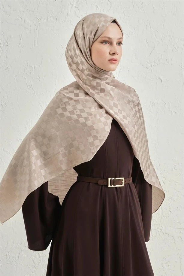 07 Armine J. İpek Dama Şal